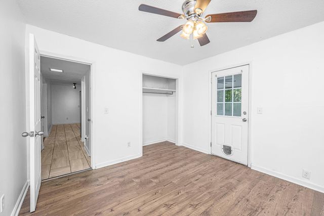 341 Oxford Road, Ladson, SC 29456