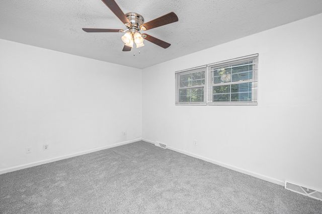 341 Oxford Road, Ladson, SC 29456