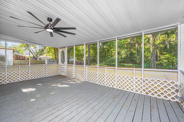 341 Oxford Road, Ladson, SC 29456