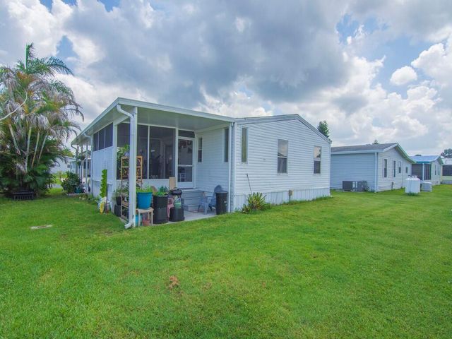 4697 SE Copperwood Terrace, Stuart, FL 34997
