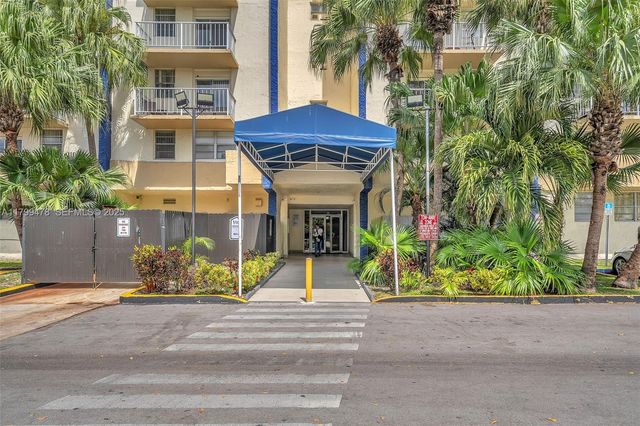 801 NW 47th Avenue 118W, Miami, FL 33126