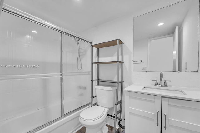 801 NW 47th Avenue 118W, Miami, FL 33126