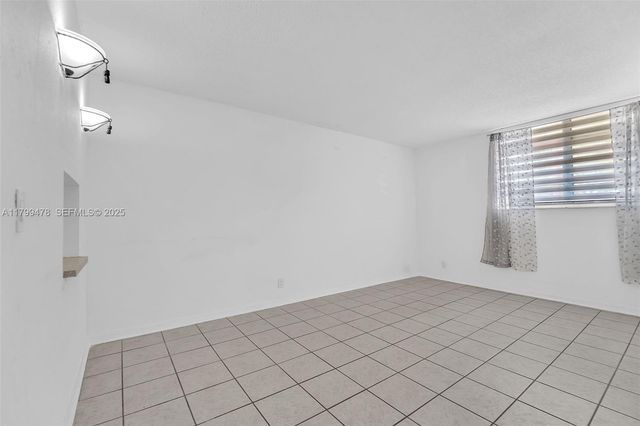 801 NW 47th Avenue 118W, Miami, FL 33126