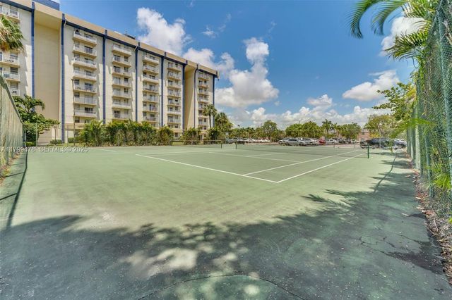 801 NW 47th Avenue 118W, Miami, FL 33126