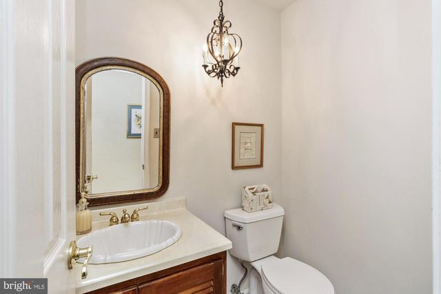 3 RAVENS NEST CT, Glen Arm, MD 21057