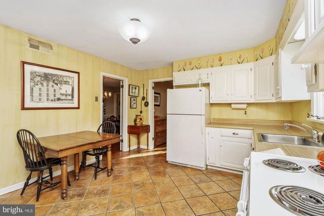 3 RAVENS NEST CT, Glen Arm, MD 21057