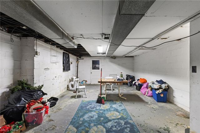 1203 Indiana Street, Martins Ferry, OH 43935