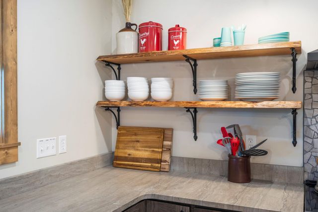 133 Carefree Lane 17, Kimberling City, MO 65686