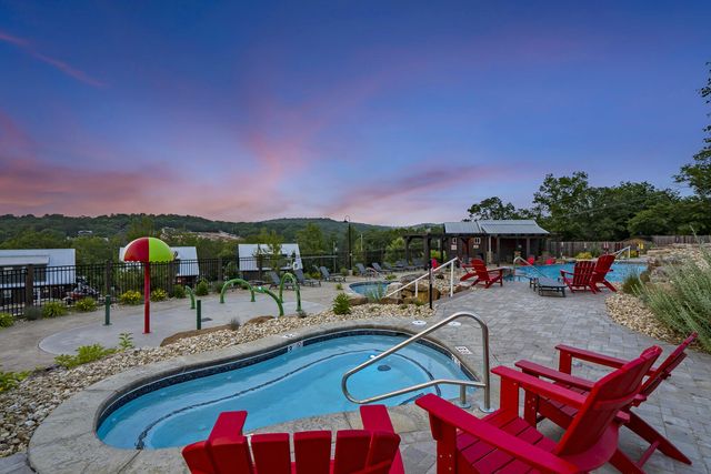 133 Carefree Lane 17, Kimberling City, MO 65686