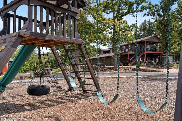 133 Carefree Lane 17, Kimberling City, MO 65686