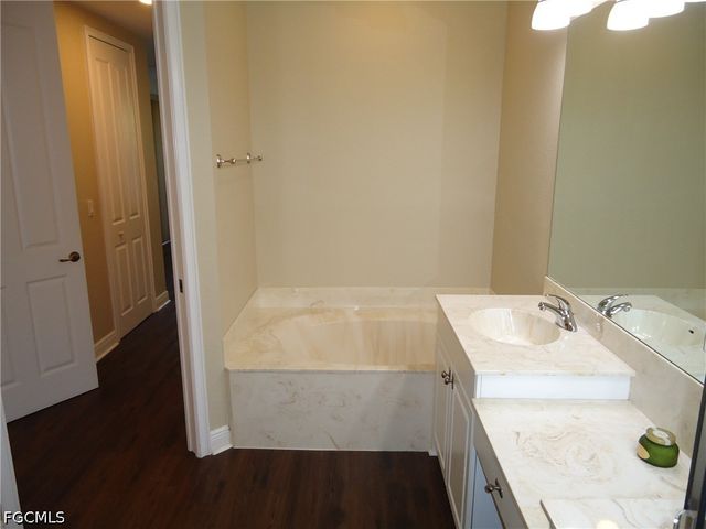 15940 Prentiss Pointe CIR 101, Fort Myers, FL 33908