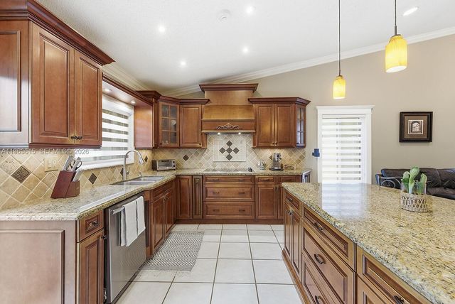 1900 SW 133rd Ave, Miramar, FL 33027