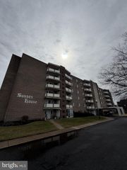 402 SUSSEX HOUSE #402, Cherry Hill, NJ 08034
