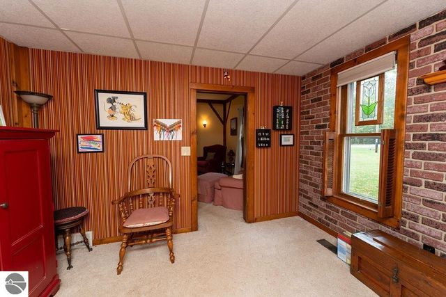 1227 E Washington Road, Farwell, MI 48622