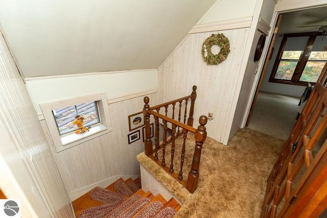 1227 E Washington Road, Farwell, MI 48622