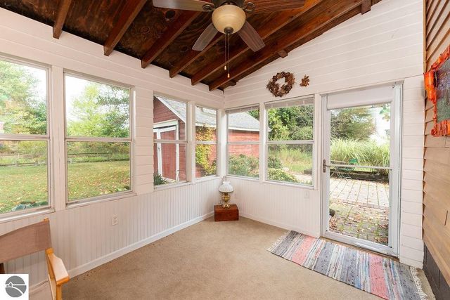 1227 E Washington Road, Farwell, MI 48622