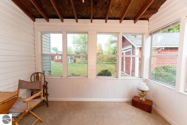 1227 E Washington Road, Farwell, MI 48622