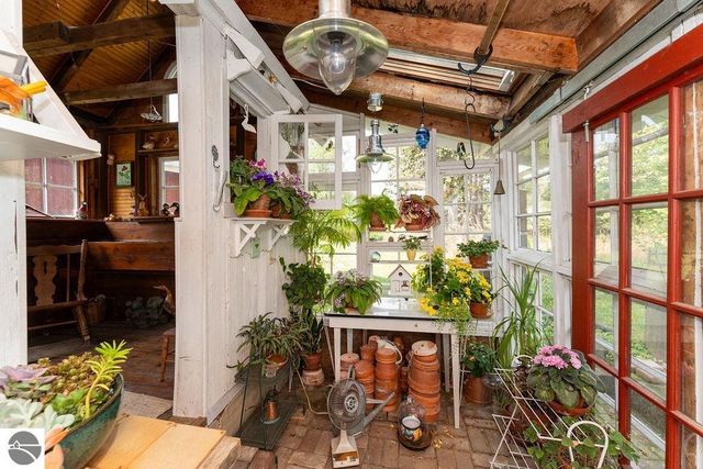 1227 E Washington Road, Farwell, MI 48622