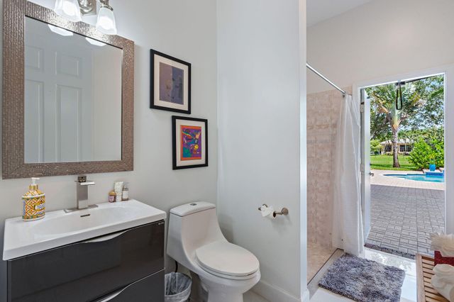 3958 SW 140TH Avenue, Davie, FL 33330