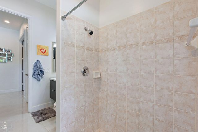 3958 SW 140TH Avenue, Davie, FL 33330