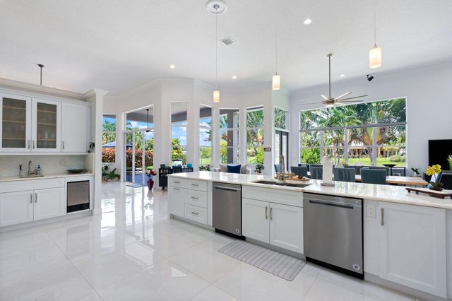 3958 SW 140TH Avenue, Davie, FL 33330