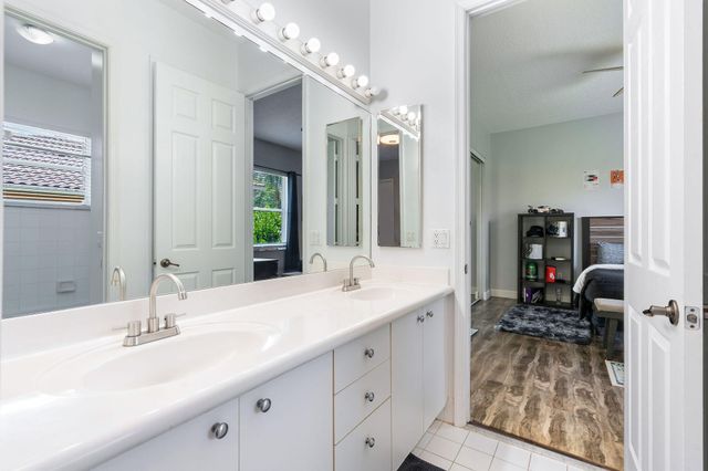 3958 SW 140TH Avenue, Davie, FL 33330