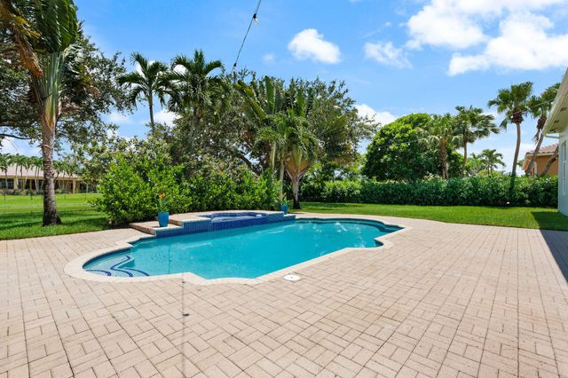 3958 SW 140TH Avenue, Davie, FL 33330