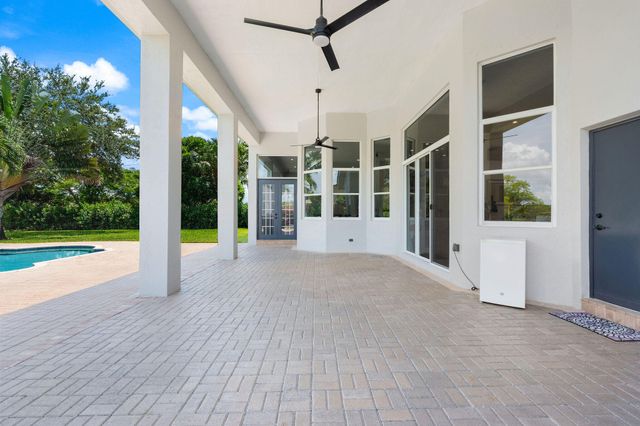 3958 SW 140TH Avenue, Davie, FL 33330