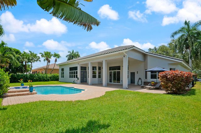 3958 SW 140TH Avenue, Davie, FL 33330