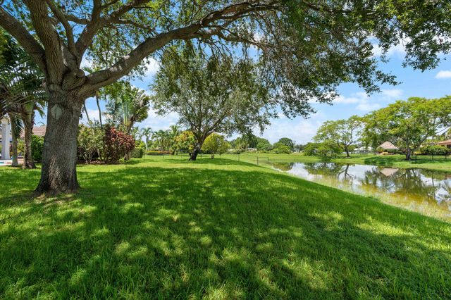 3958 SW 140TH Avenue, Davie, FL 33330