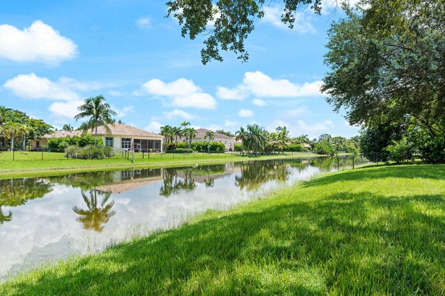 3958 SW 140TH Avenue, Davie, FL 33330