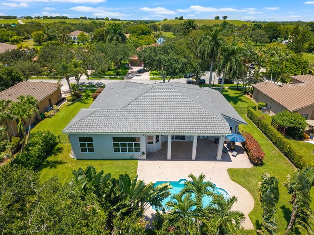 3958 SW 140TH Avenue, Davie, FL 33330
