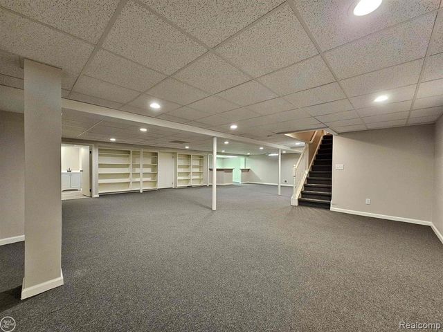 17901 Pointe Court, Clinton Charter Township, MI 48038