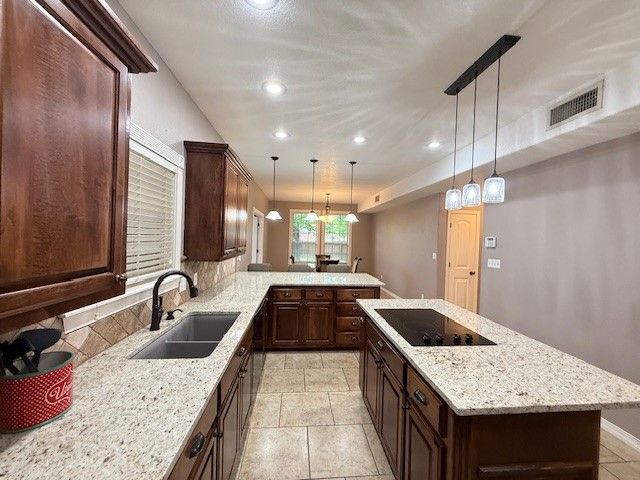28 Angelfish Court, Russellville, AR 72802