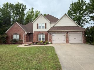 28 Angelfish Court, Russellville, AR 72802