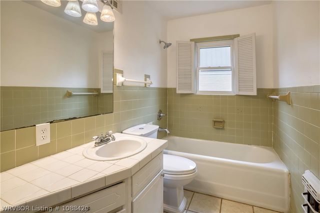 2305 S L Street, Fort Smith, AR 72901