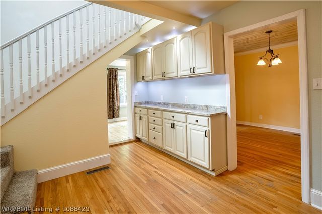 2305 S L Street, Fort Smith, AR 72901