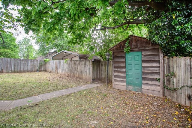 2305 S L Street, Fort Smith, AR 72901