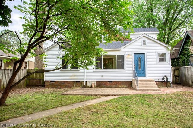 2305 S L Street, Fort Smith, AR 72901