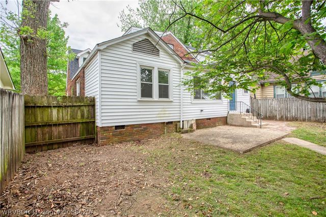 2305 S L Street, Fort Smith, AR 72901