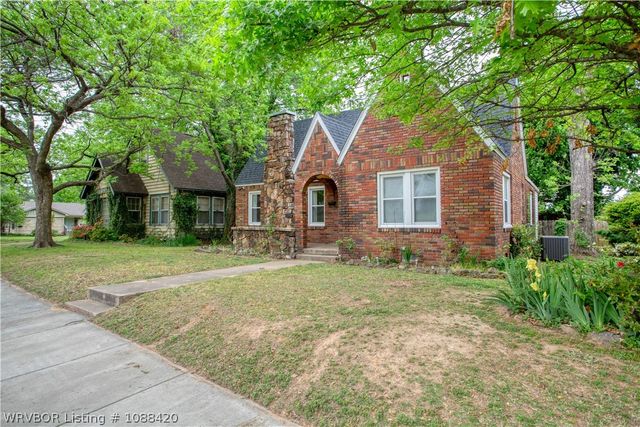 2305 S L Street, Fort Smith, AR 72901