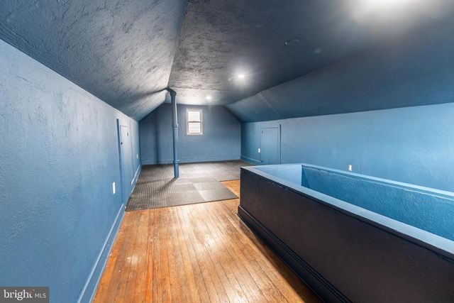 327 NORWAY ST, York, PA 17403