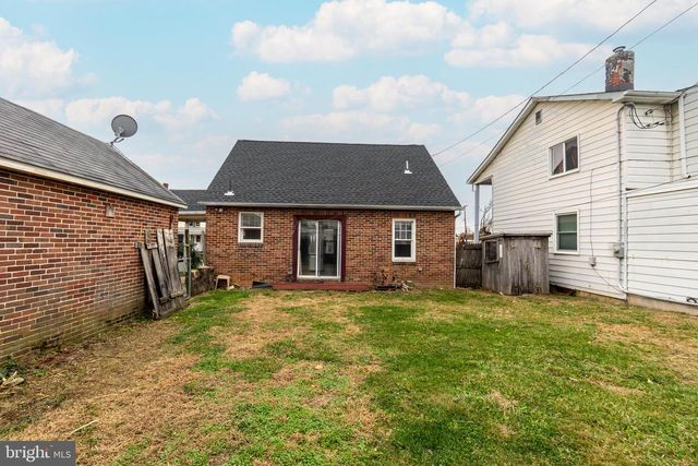 327 NORWAY ST, York, PA 17403