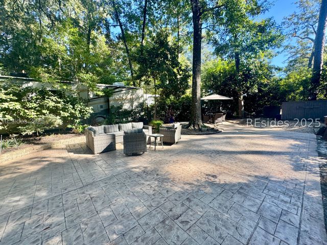 133 Arrow Road 191, Hilton Head Island, SC 29928