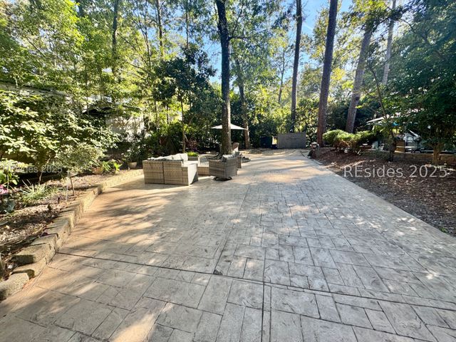 133 Arrow Road 191, Hilton Head Island, SC 29928