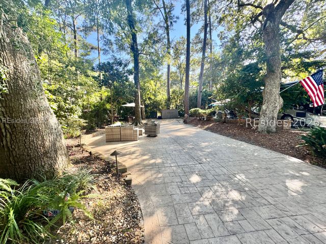 133 Arrow Road 191, Hilton Head Island, SC 29928