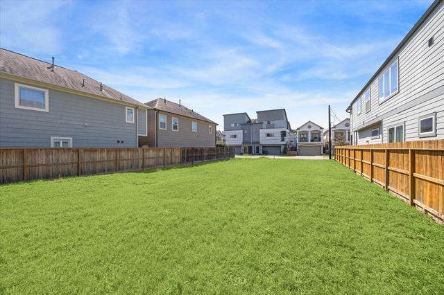 5906 Kiam Street, Houston, TX 77007