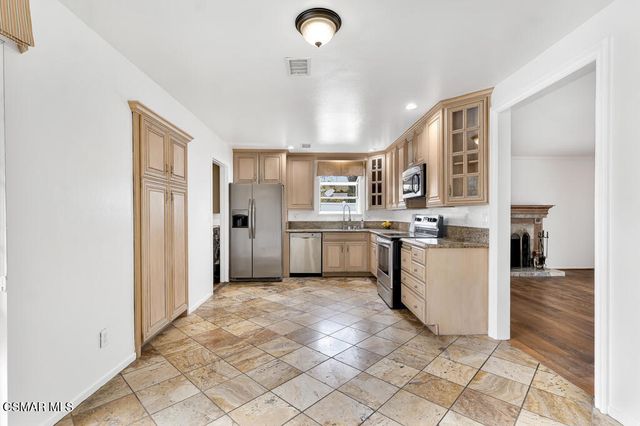 3625 Calle Quebracho, Thousand Oaks, CA 91360