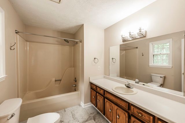 2514 Wellington Pl, Murfreesboro, TN 37128