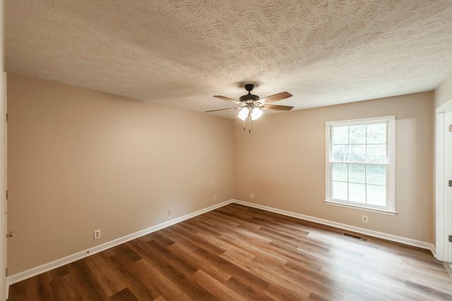 2514 Wellington Pl, Murfreesboro, TN 37128